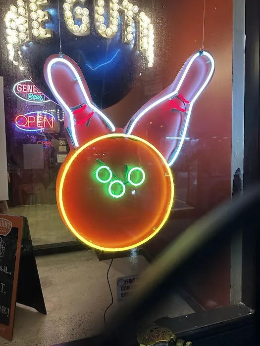 The Gutter L.E.S. Picture 10