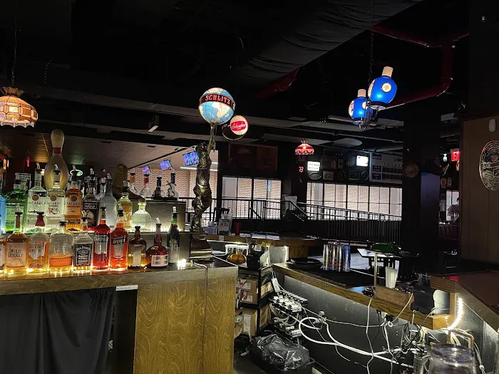 The Gutter L.E.S. Picture 9