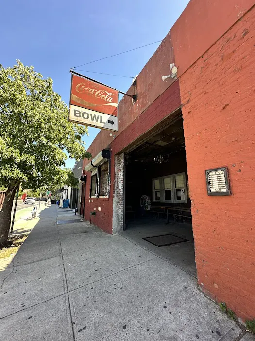 The Gutter Picture 6