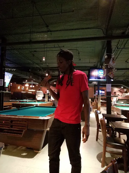 Ocean's 8 Billiards Picture 10