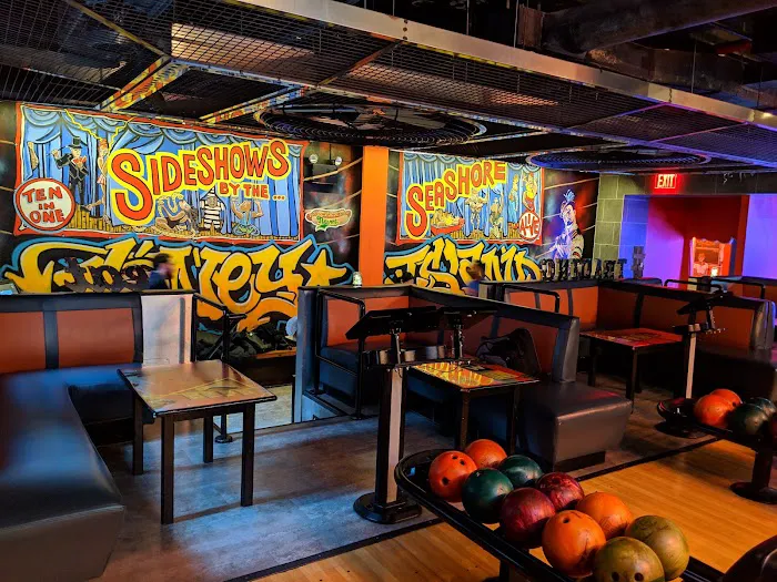 Lucky Strike Times Square Picture 4