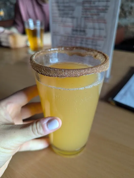 The Gutter Bar LIC Picture 9