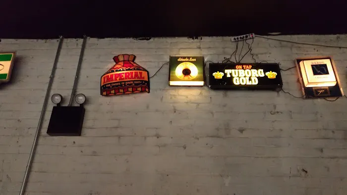 The Gutter Bar LIC Picture 1