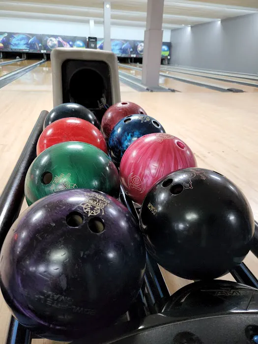 Bowl-Rite Lanes Picture 6