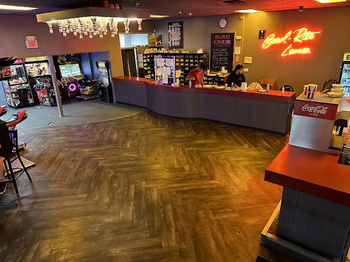 Bowl-Rite Lanes Picture 10