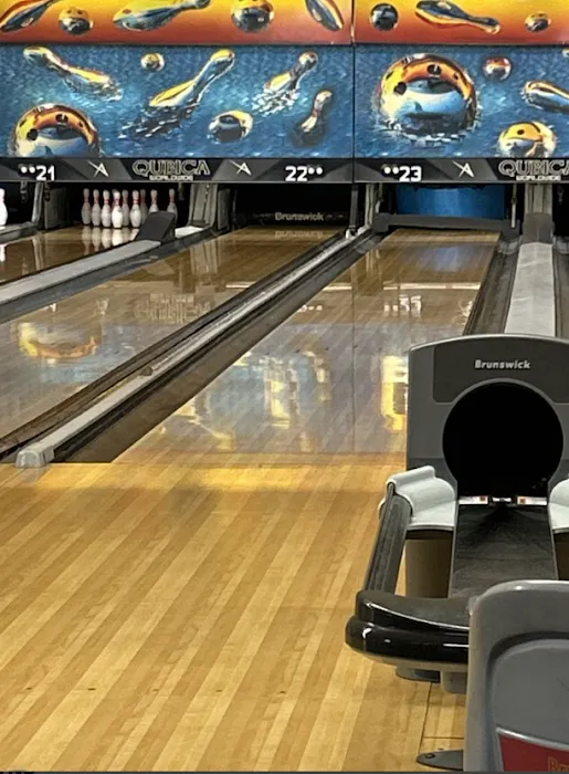 Hudson Lanes Picture 5