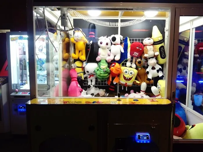 Lucky Strike Queens Picture 6