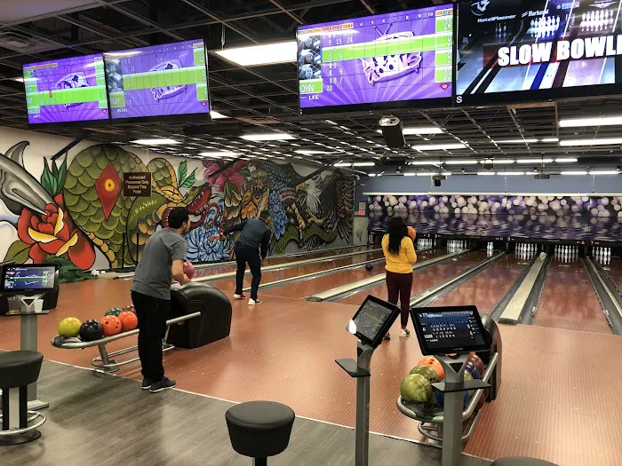 Fort Hamilton Bowling Center Picture 1