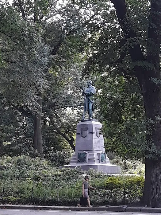 The New York Lawn Bowling Club Picture 3