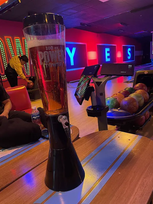 Lucky Strike Wallington Picture 4