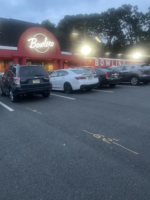 Lucky Strike Wallington Picture 3