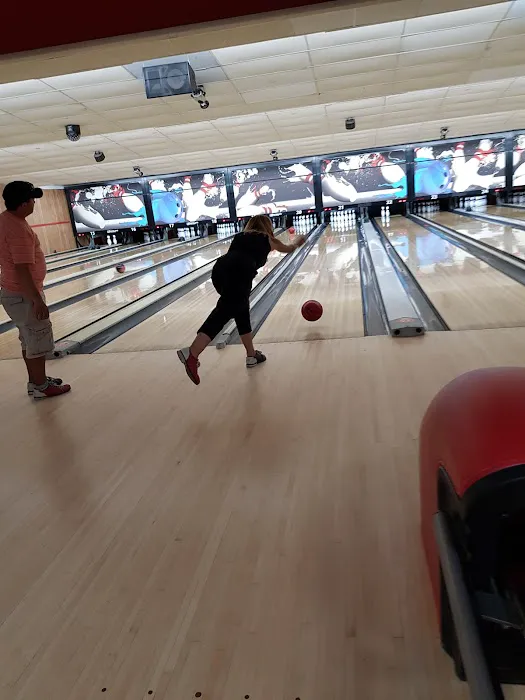 Dino's Pro Shop Picture 6