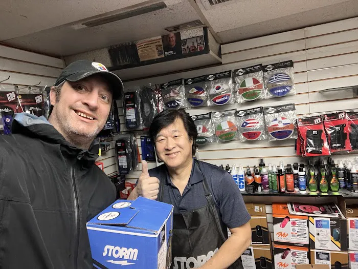 Dino's Pro Shop Picture 9