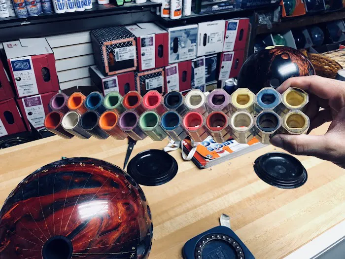 Dino's Pro Shop Picture 4