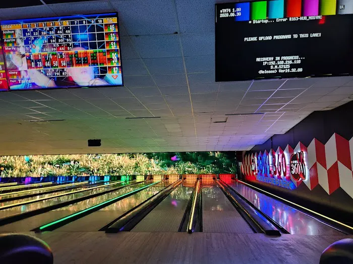 Bowl 360 New Hyde Park Picture 1