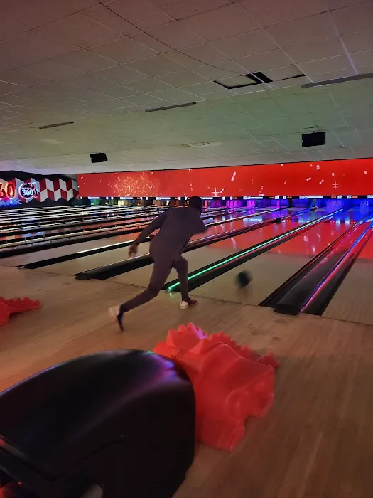 Bowl 360 New Hyde Park Picture 8