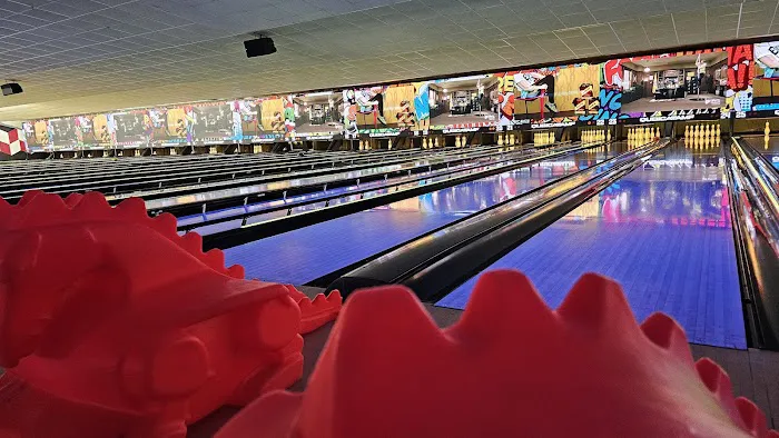 Bowl 360 New Hyde Park Picture 2