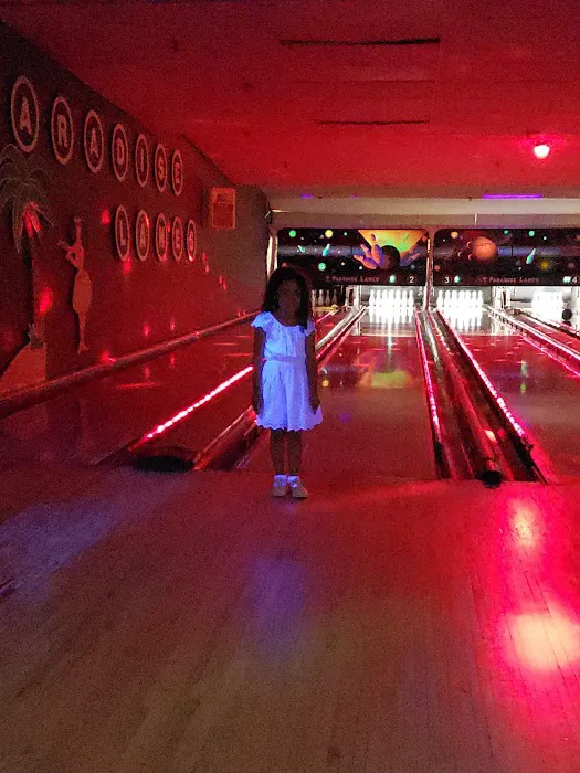 New Paradise Lanes Picture 5