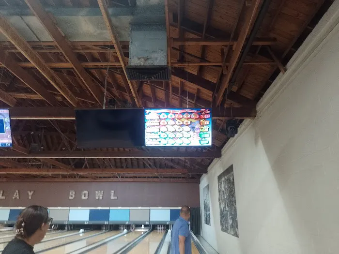 Parkway Lanes Picture 8