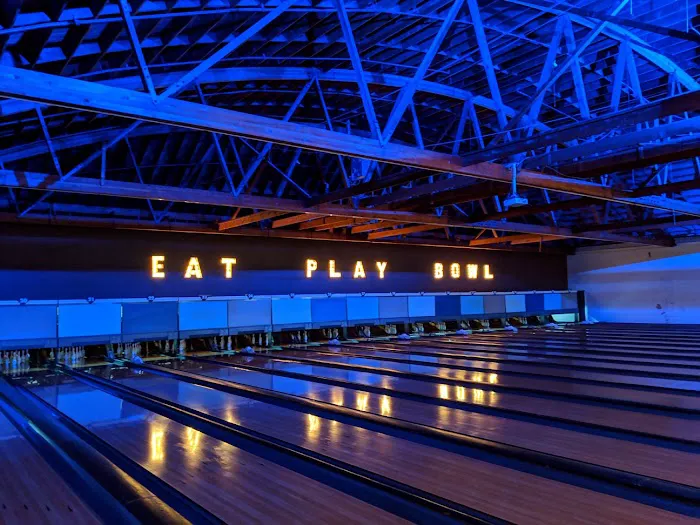 Parkway Lanes Picture 9