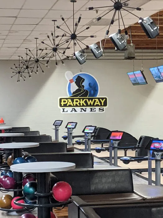 Parkway Lanes Picture 5