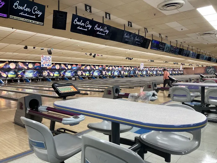 Bowler City Picture 8