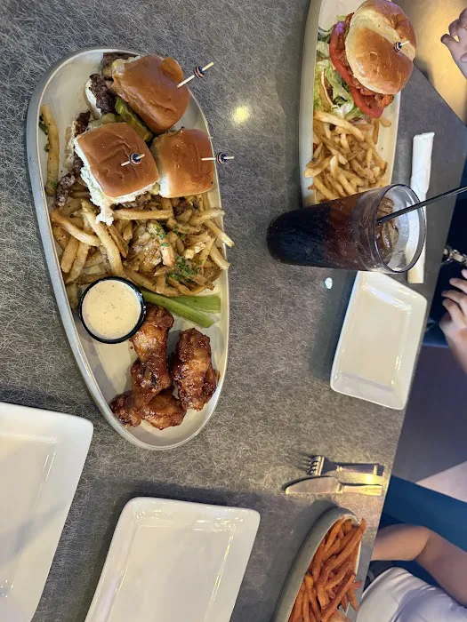 Dave & Buster's Wayne Picture 1