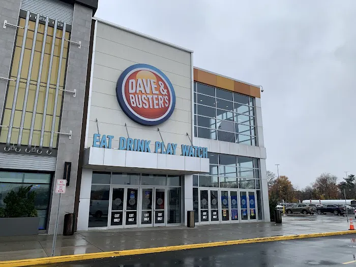 Dave & Buster's Wayne Picture 8