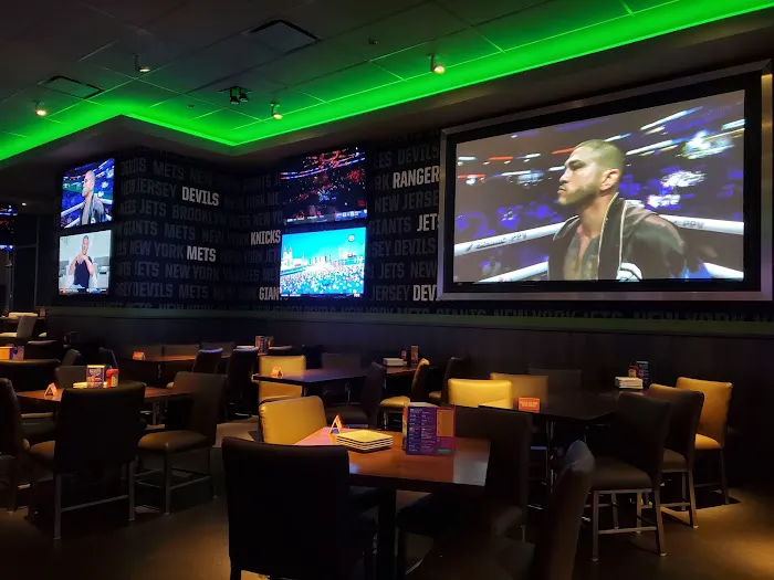 Dave & Buster's Wayne Picture 7