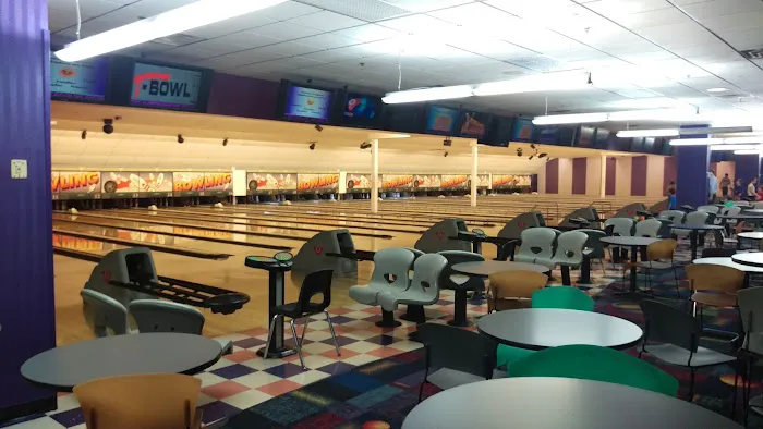 T-Bowl Lanes Inc Picture 8