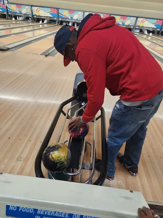 Whitestone Pro Shop Picture 3