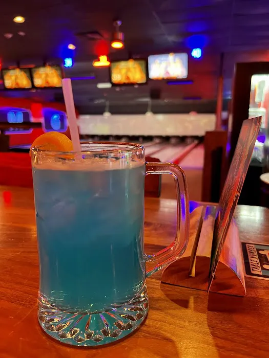 Lucky Strike Mineola Picture 7