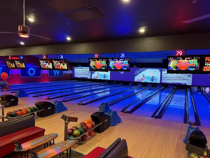 Lucky Strike Mineola Picture 2