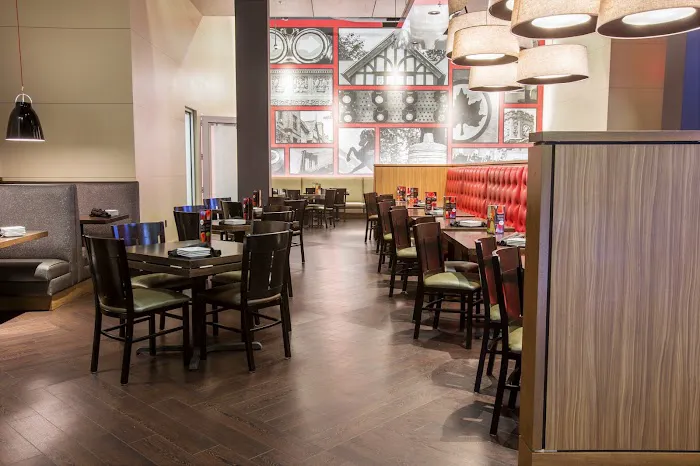 Dave & Buster's Pelham Manor Picture 9