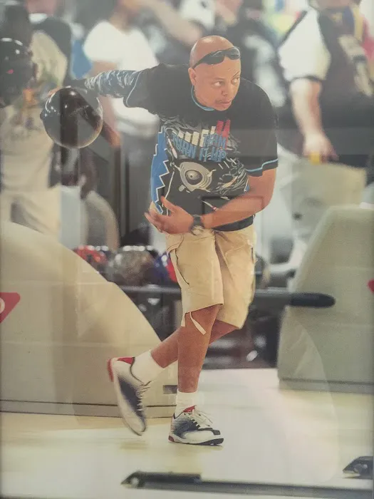 Tommy Delutz Jr Bowling Pro-Shop Picture 3