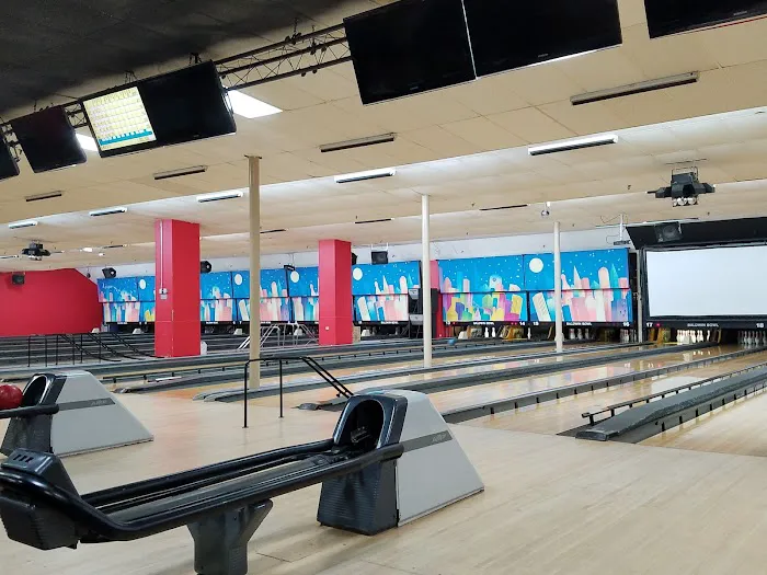 Baldwin Bowl & Lounge - Ultra Lanes Picture 9