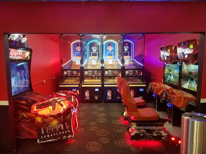 AMF Wantagh Lanes Picture 5