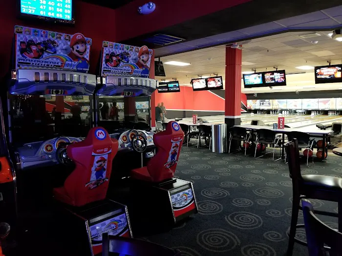 AMF Wantagh Lanes Picture 3