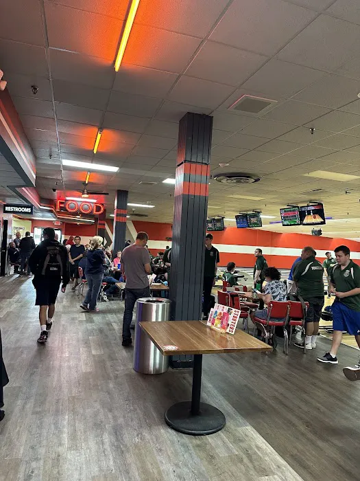 AMF Wantagh Lanes Picture 6