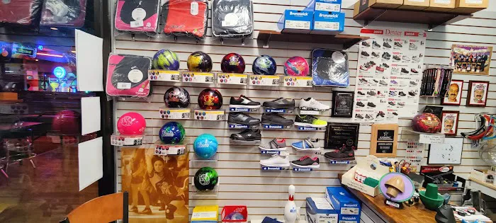 Bowlers Touch Pro Shop Picture 6