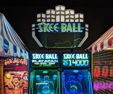 Round1 Bowling & Arcade Broadway Commons