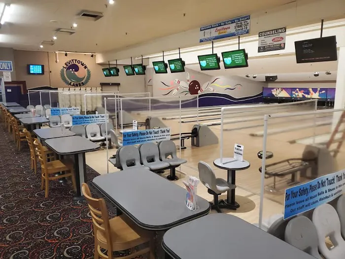 Levittown Lanes Picture 10