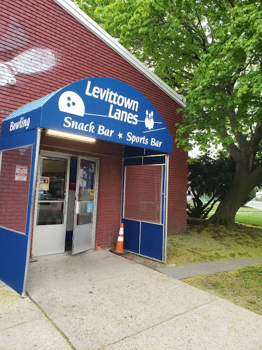 Levittown Lanes Picture 6