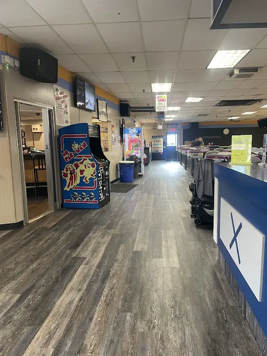 Boonton Lanes Picture 7