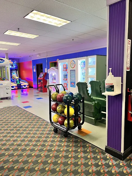 Hanover Lanes Picture 6