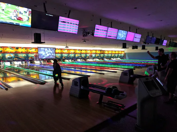 Hanover Lanes Picture 9