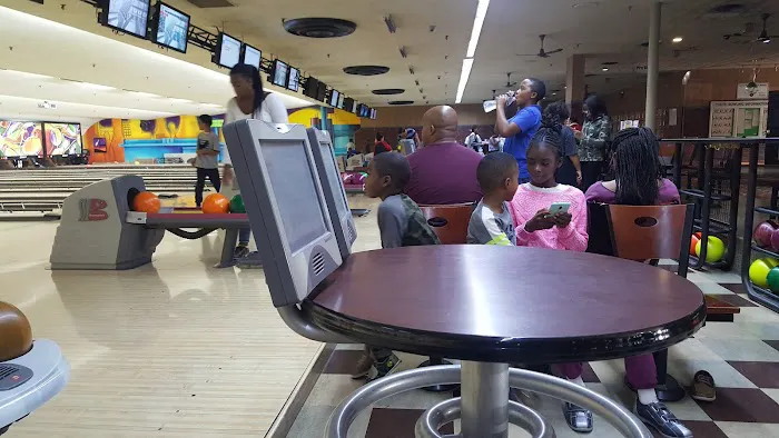 Jersey Lanes Picture 3