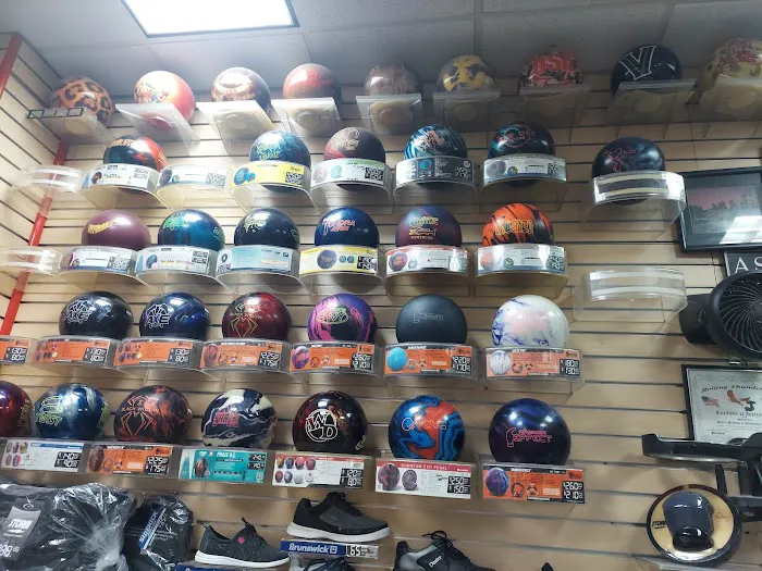 Saba’s Pro Shop Picture 3