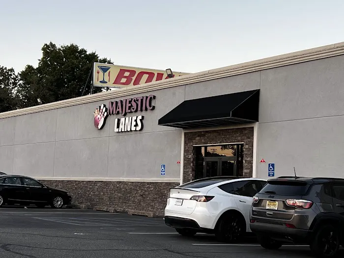 Majestic Lanes Bowling Alley Picture 8