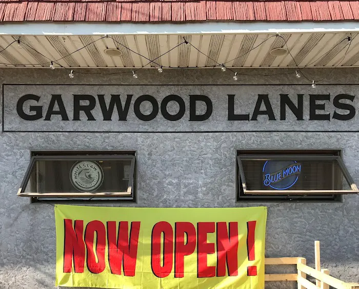 Garwood Lanes Picture 10